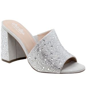CHARLES BY CHARLES DAVID Women’s Reveal Mules in Silver  Size: 7.5M